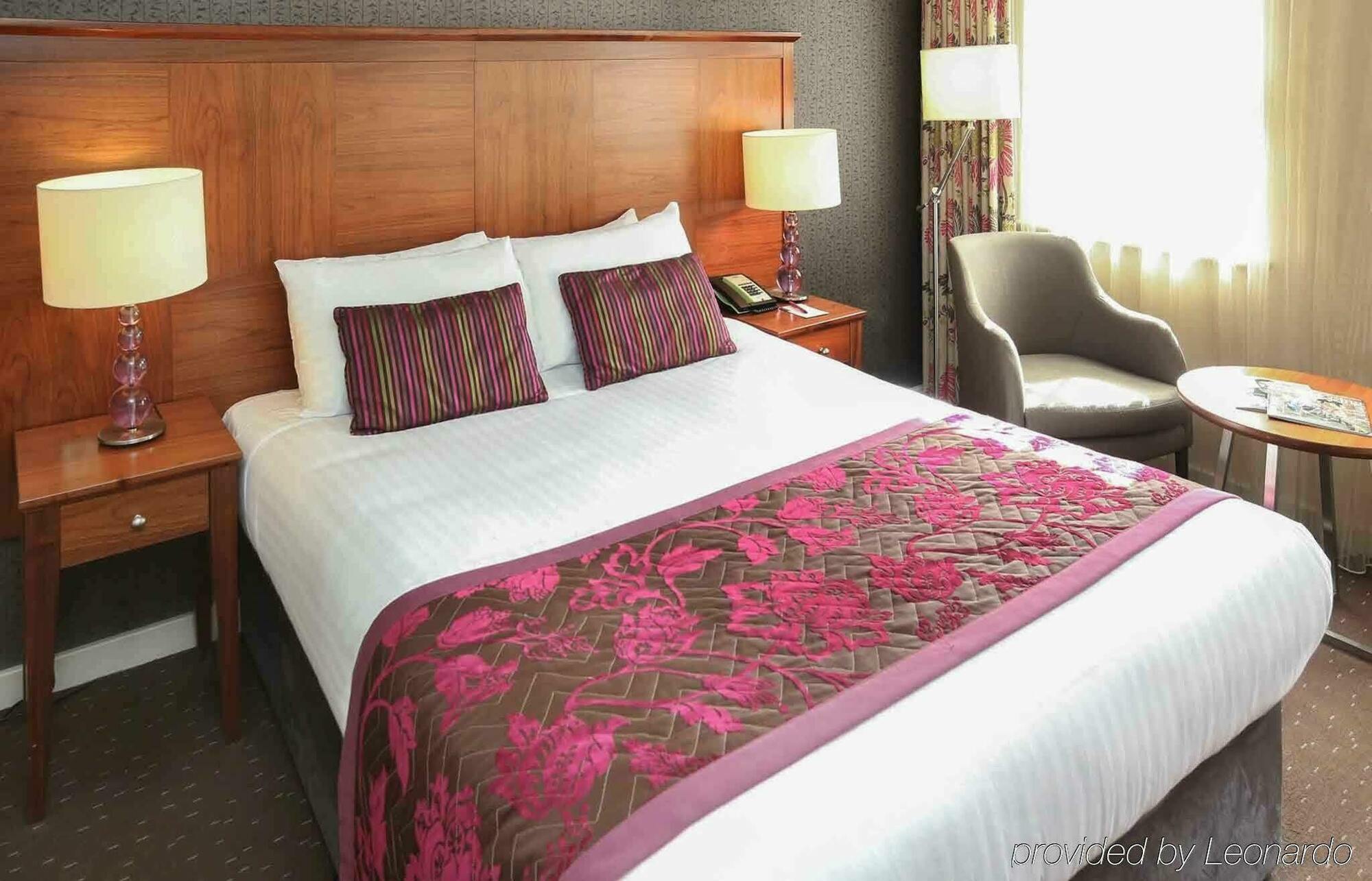 Mercure Southgate